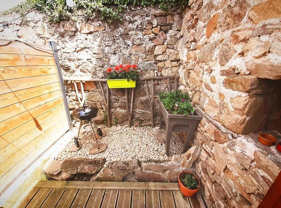 Holiday home Gite Des Fauvettes Lorlanges France